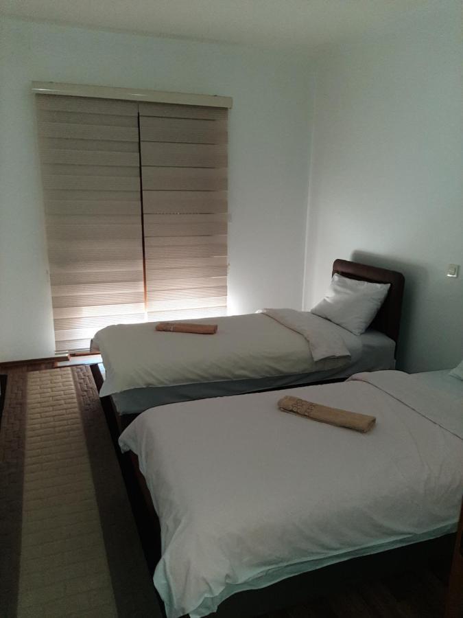 Apartmani Mia Vuksanovic เซทินเจ ห้อง รูปภาพ