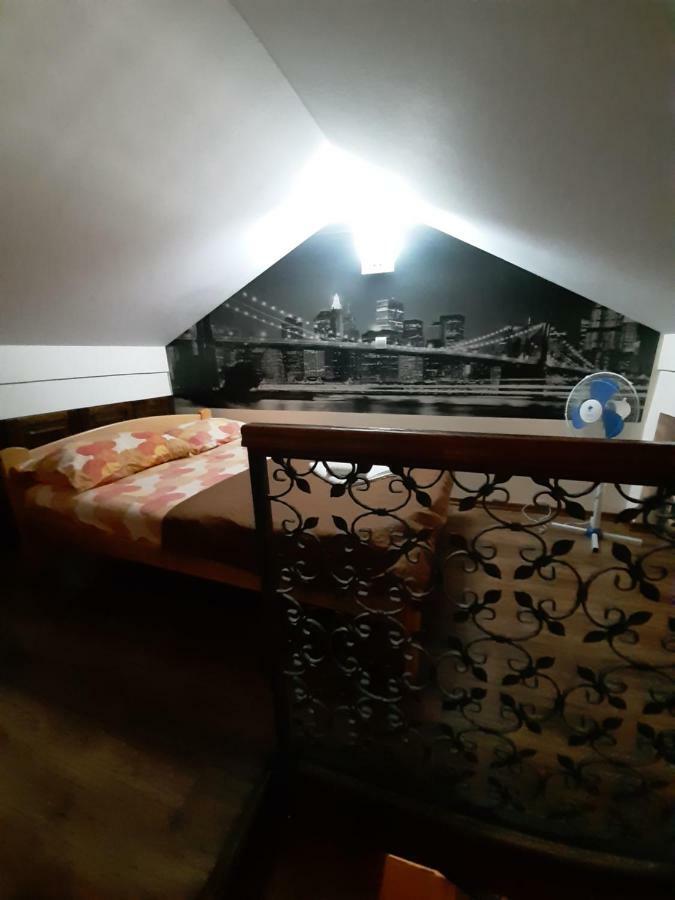 Apartmani Mia Vuksanovic เซทินเจ ภายนอก รูปภาพ